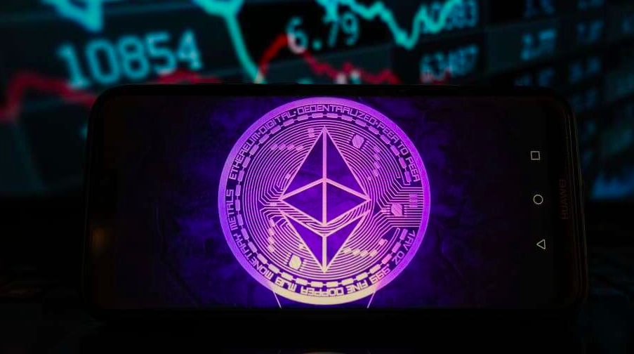 Why Vitalik Buterin Expected Crypto Crash To Happen Earlier, ETH Price Battles With $1,600